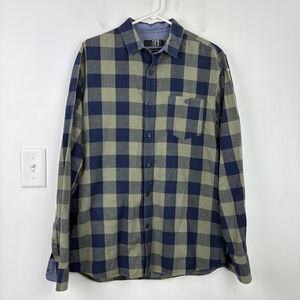 Simons Plaid Casual Button Down Shirt
